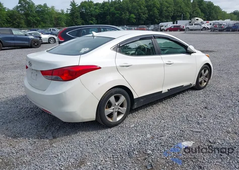 2011 Hyundai Elantra Gls z USA, uszkodzony, nr VIN 5NPDH4AE5BH049664